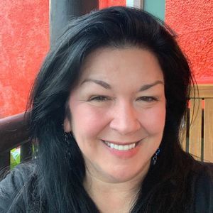 Meet your Posher, Becki